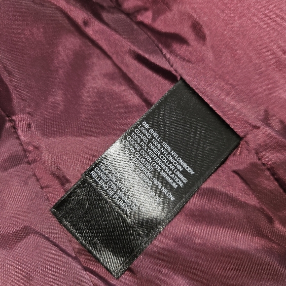 The north face 550 hot pink quilted down puffer - Picture 3 of 7